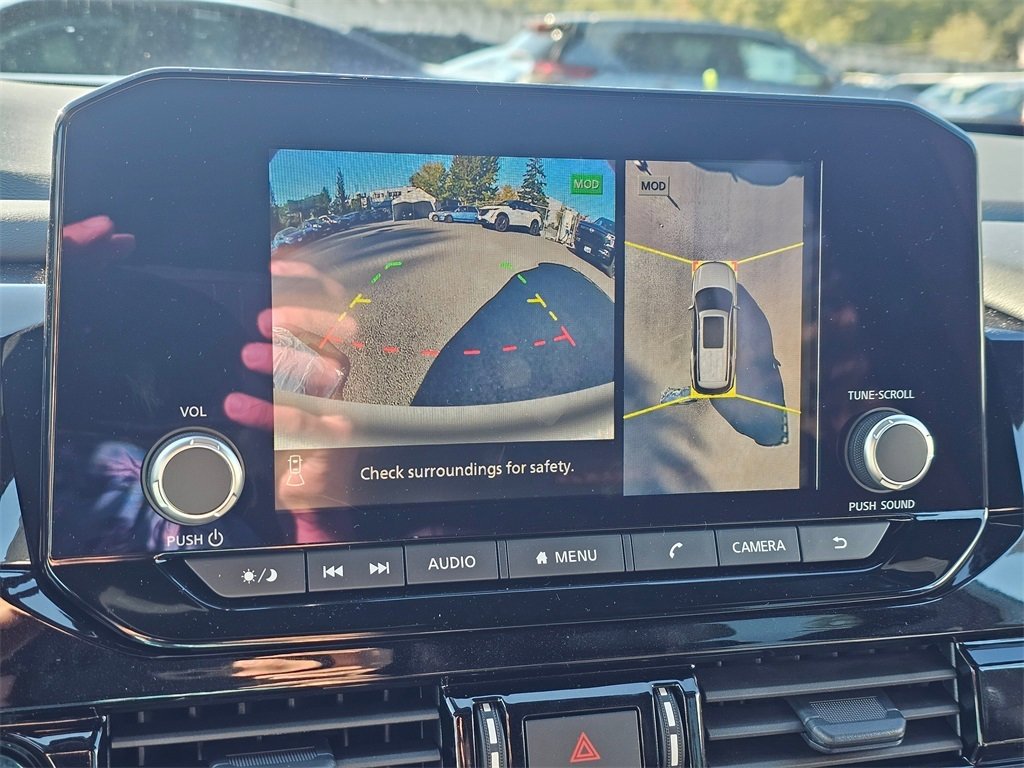 New 2025 Nissan Pathfinder Rock Creek image 13