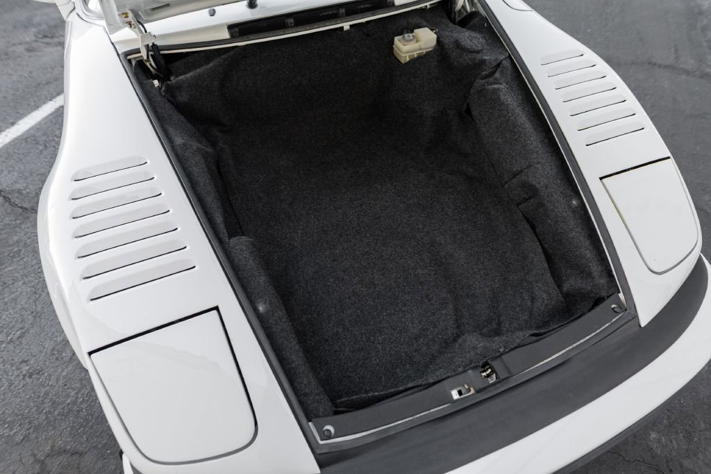 Used 1989 Porsche 911 Turbo image 39