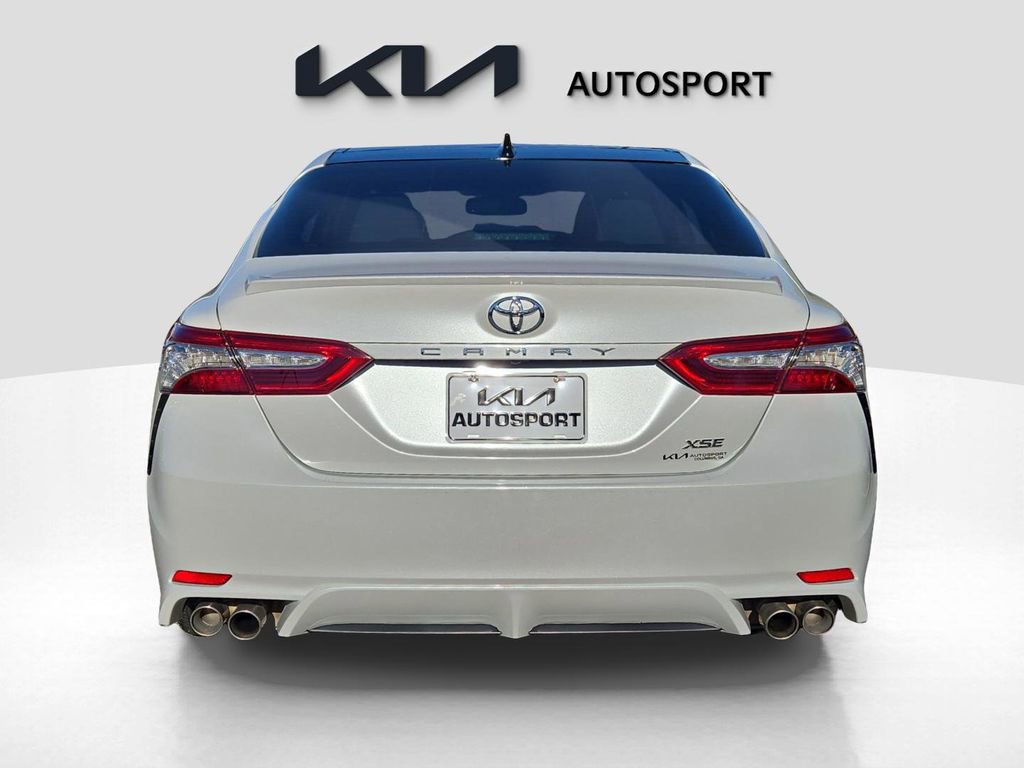 Used 2020 Toyota Camry XSE image 9