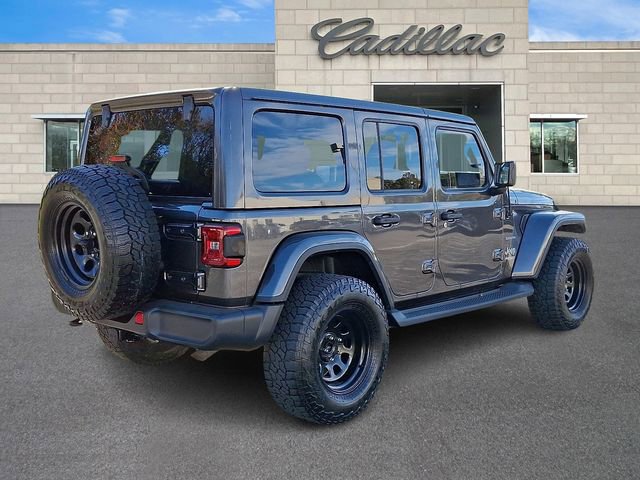 Used 2018 Jeep Wrangler Unlimited Sahara image 7