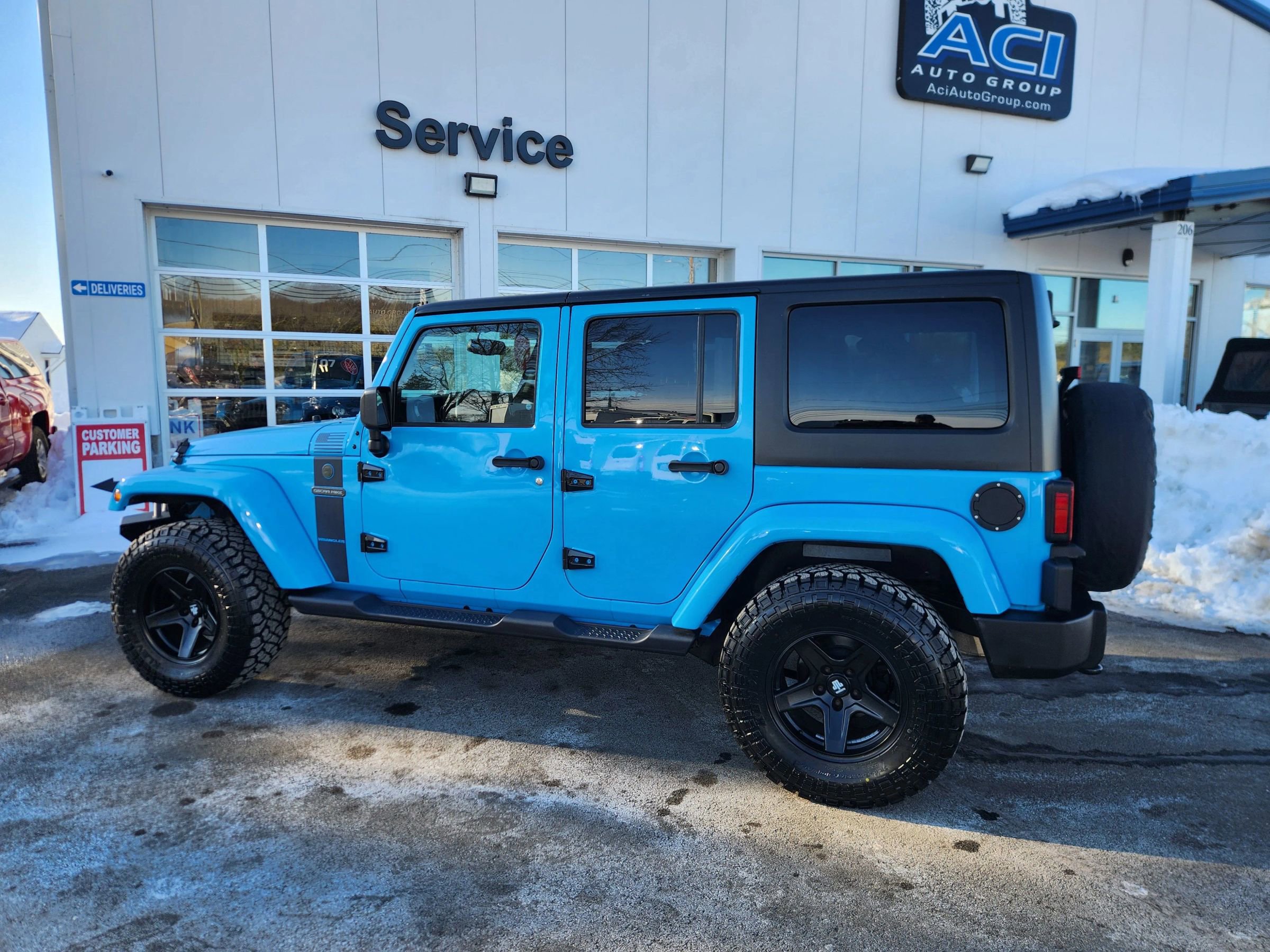 Used 2017 Jeep Wrangler Unlimited Sport image 9