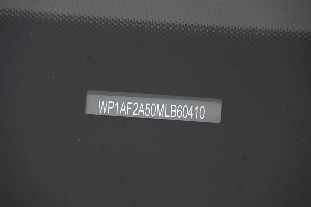 Certified 2021 Porsche Macan Turbo image 39