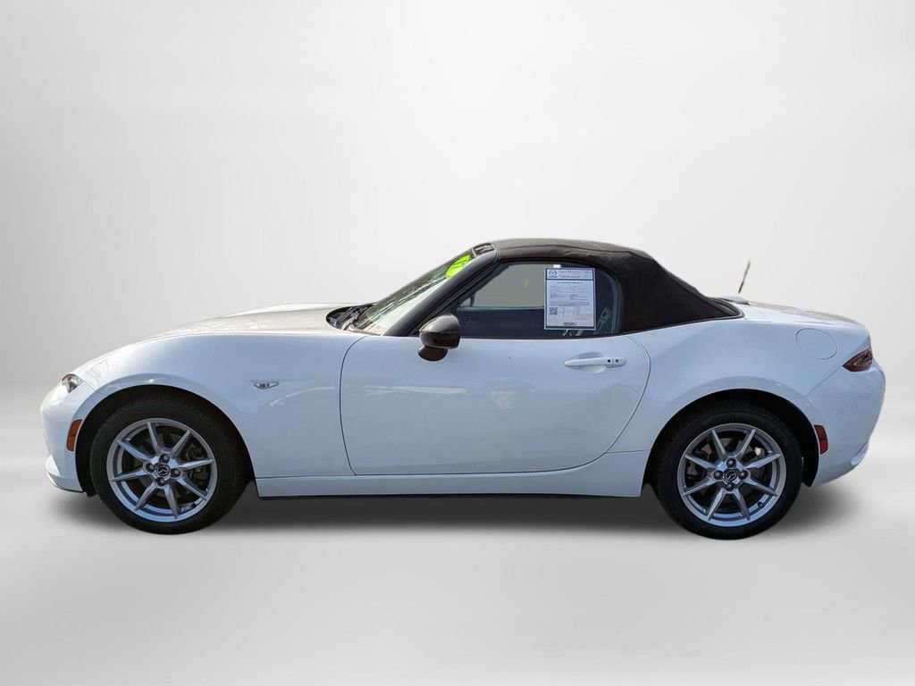 Used 2017 MAZDA MX-5 Miata Sport image 14