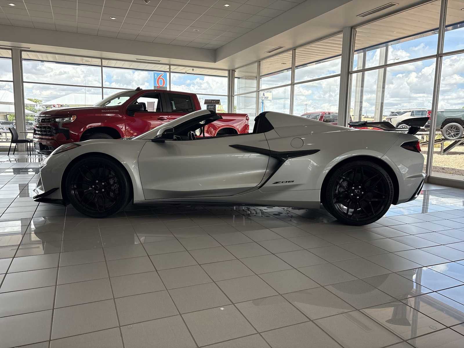 New 2026 Chevrolet Corvette Z06 w/ Z07 Performance Package RWD image 5