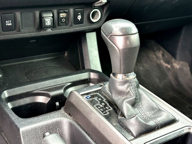 Used 2019 Toyota Tacoma TRD Off-Road image 17