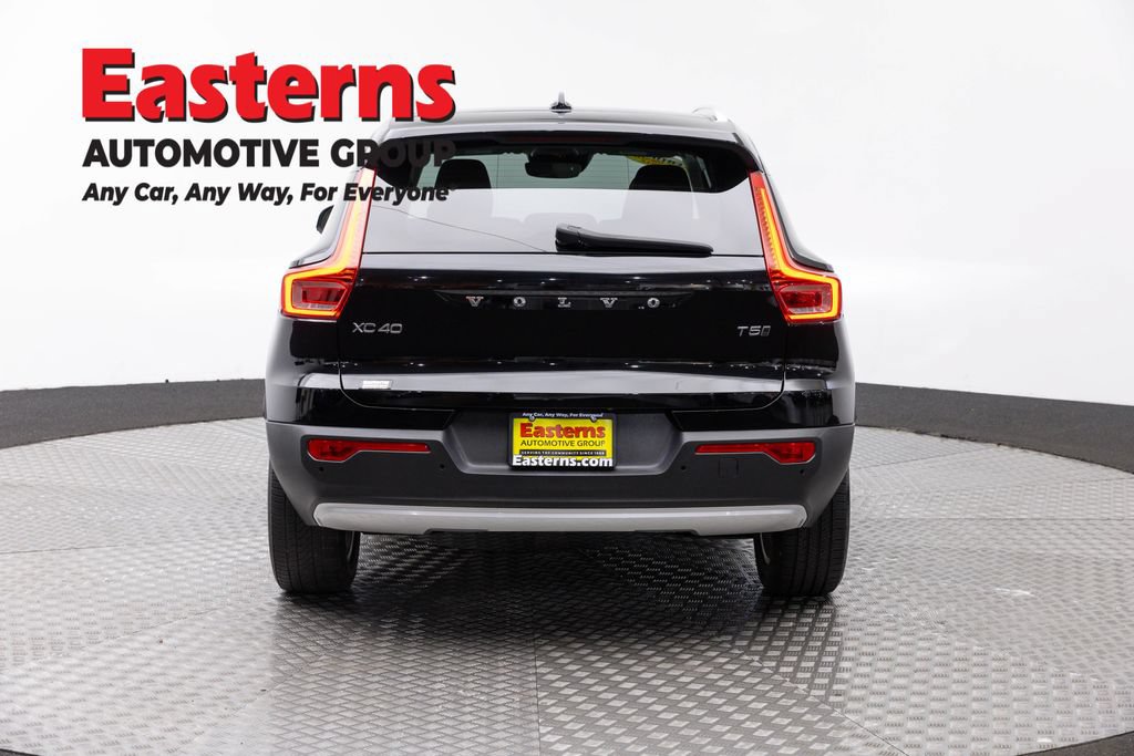 Used 2019 Volvo XC40 T5 Momentum AWD/4WD image 5