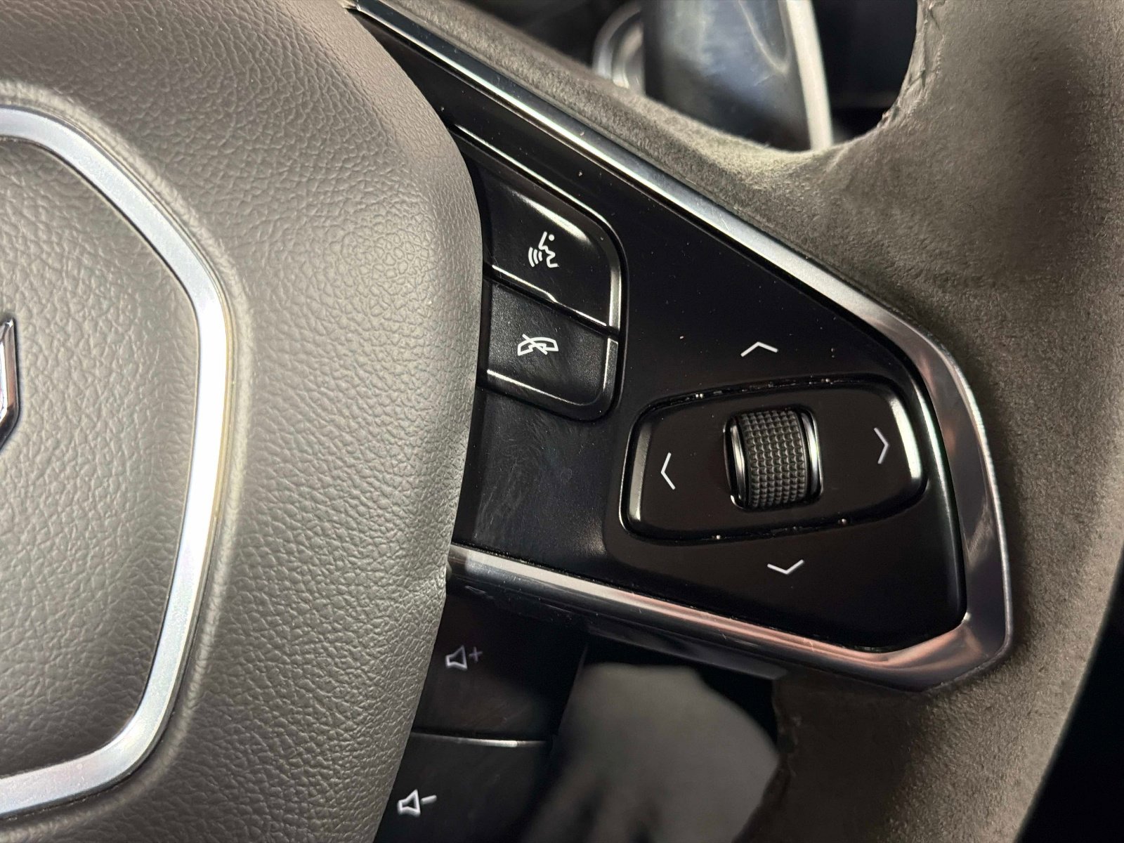 Used 2024 Chevrolet Corvette Z06 w/ Battery Protection Package image 42