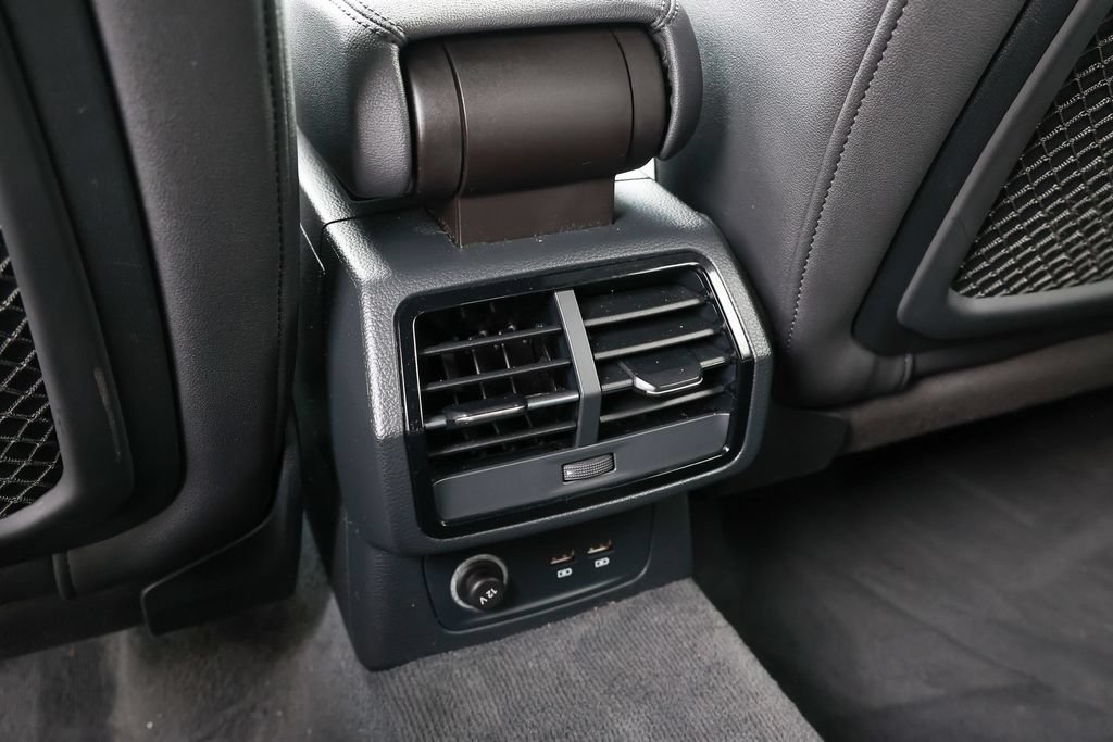 Used 2019 Audi Q3 2.0T Premium AWD/4WD image 36