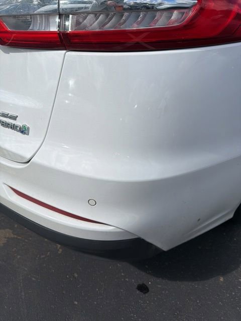 Used 2019 Ford Fusion SE FWD image 11