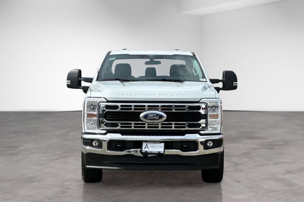 Used 2025 Ford F350 XLT w/ 360-Degree Camera Package AWD/4WD image 9