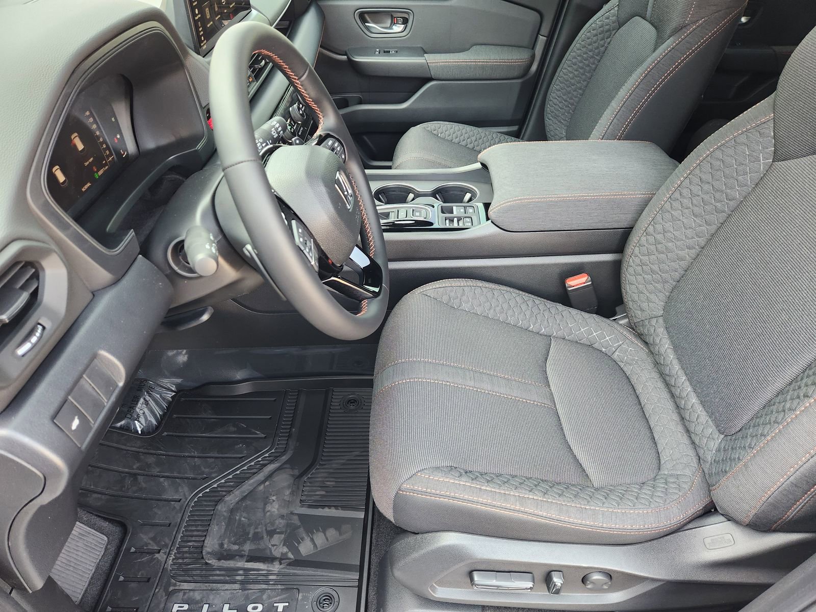 New 2026 Honda Pilot Sport image 16