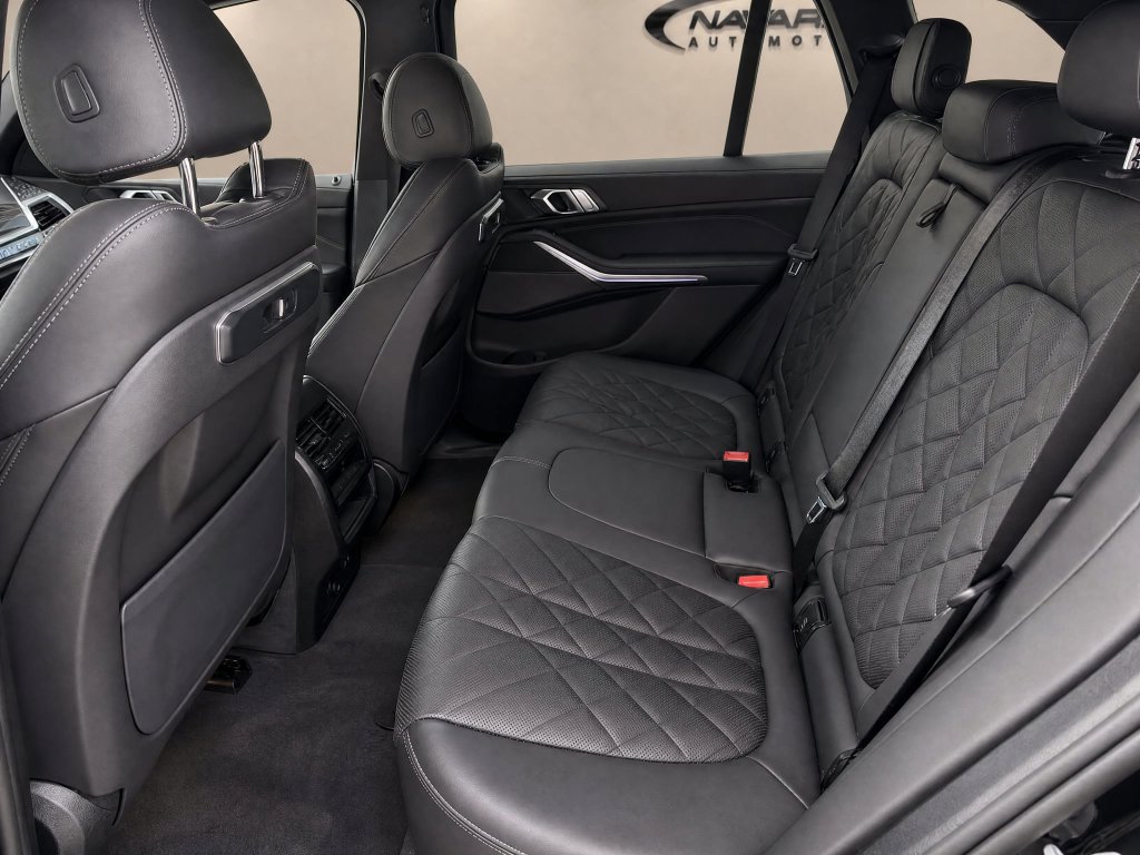 Used 2026 BMW X5 sDrive40i RWD image 12