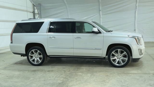 Certified 2016 Cadillac Escalade ESV Premium image 2