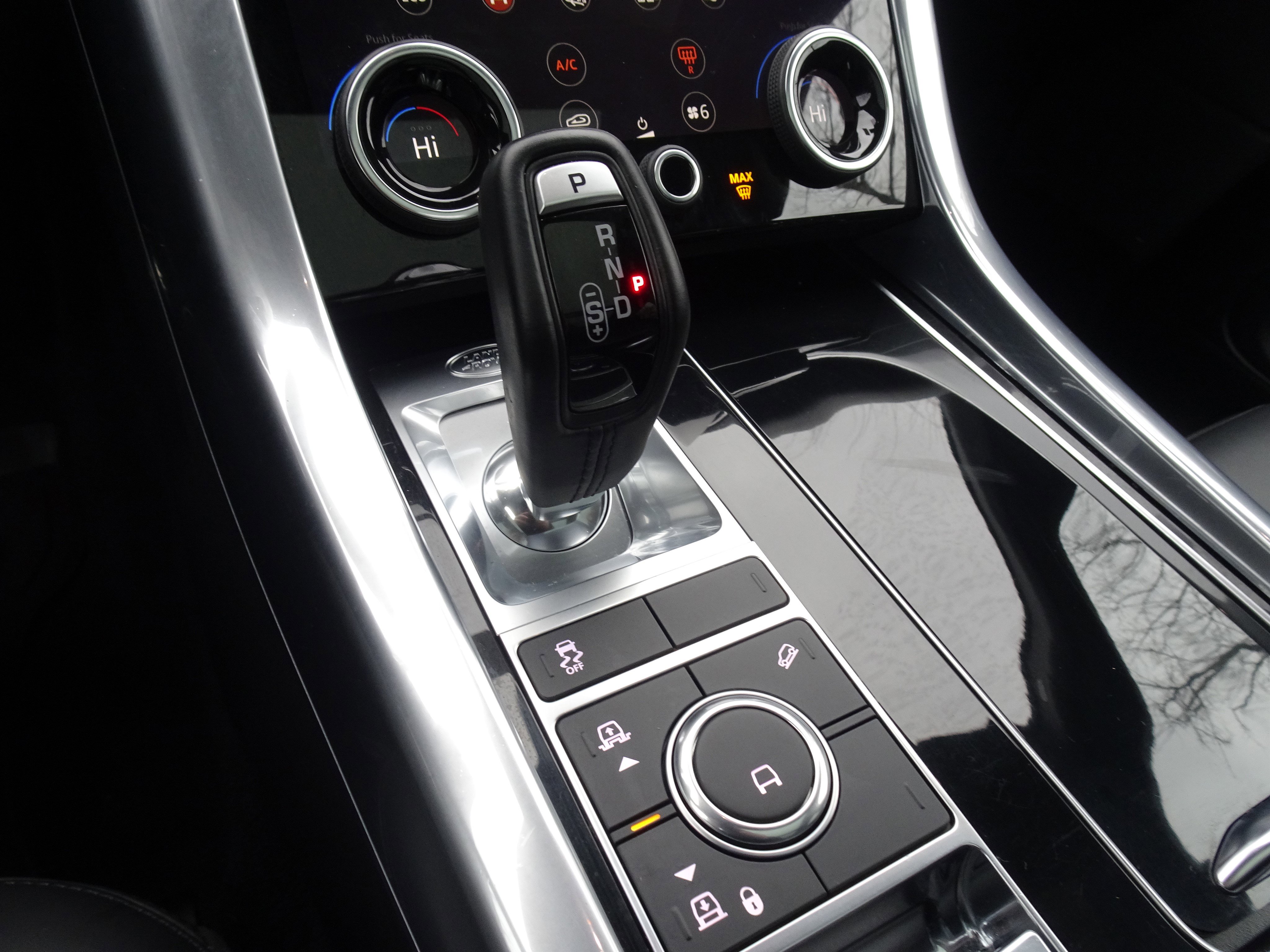 Certified 2022 Land Rover Range Rover Sport HSE Silver Edition image 31