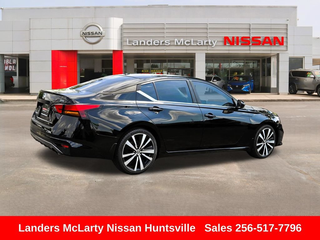 Used 2019 Nissan Altima 2.5 SR FWD image 3