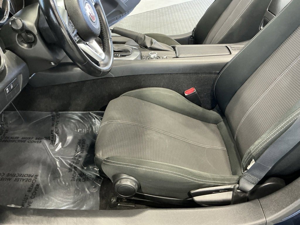 Used 2020 FIAT 124 Spider Classica w/ Technology Group image 25