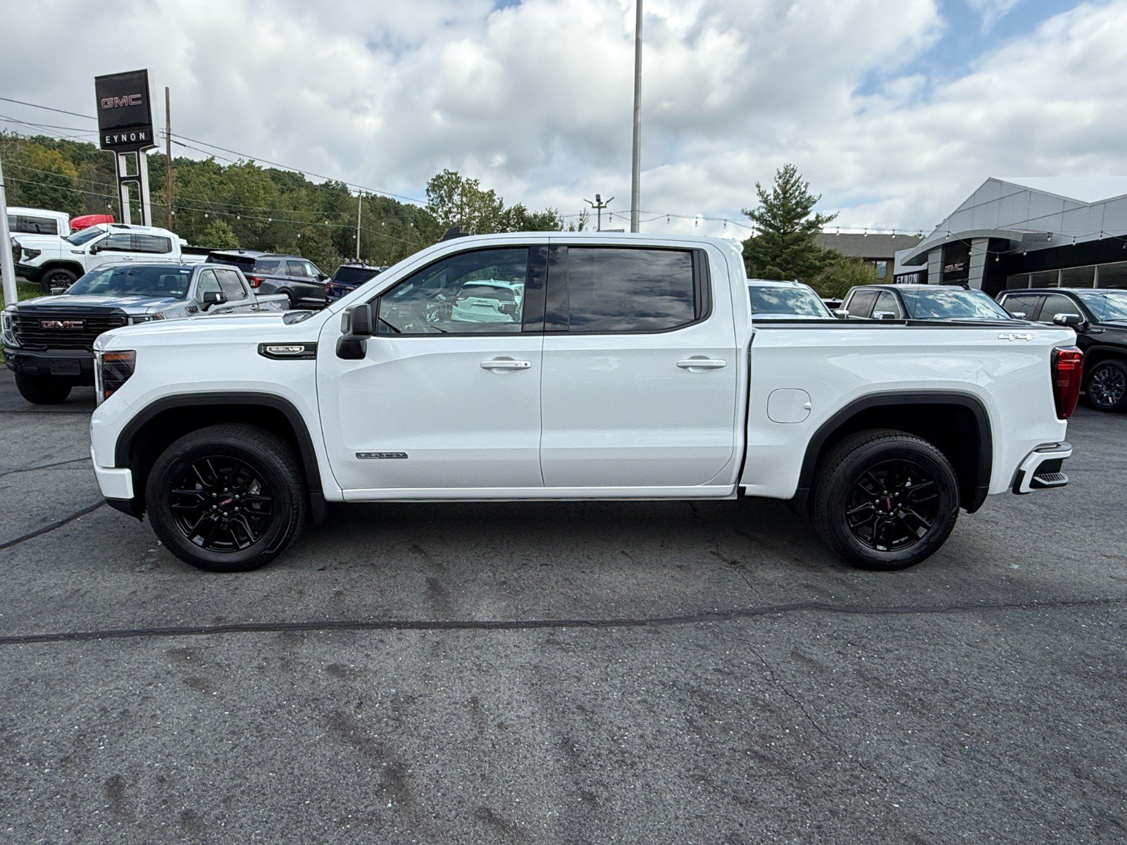 New 2026 GMC Sierra 1500 Elevation w/ Preferred Package AWD/4WD image 2