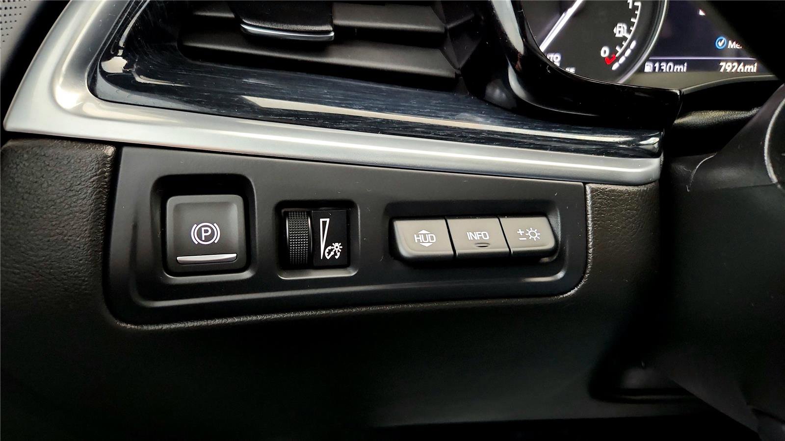 Used 2024 Cadillac XT5 Premium Luxury w/ Technology Package image 35