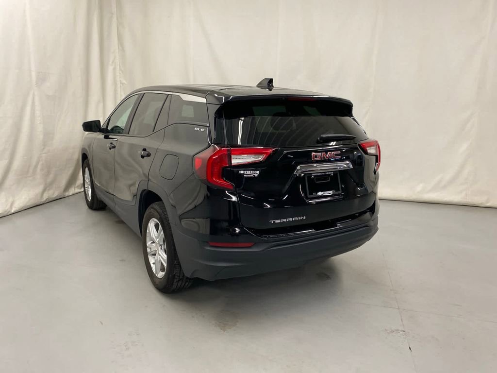Certified 2023 GMC Terrain SLE image 5