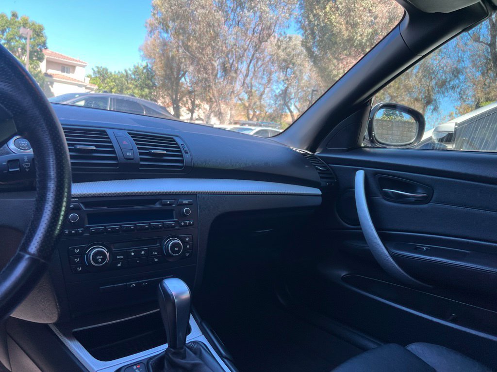 Used 2010 BMW 135i Convertible RWD image 13
