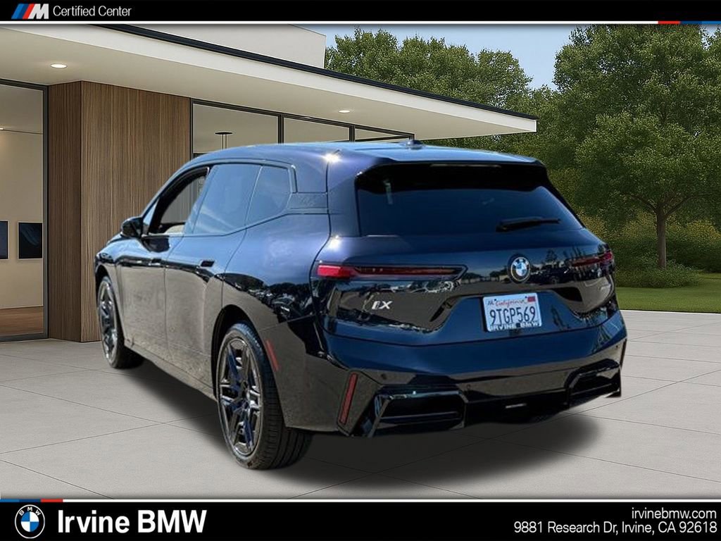 Used 2026 BMW iX xDrive45 w/ M Sport Package image 11