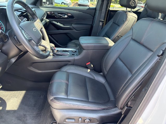 Certified 2023 Chevrolet Traverse RS w/ LPO, Floor Liner Package AWD/4WD image 9