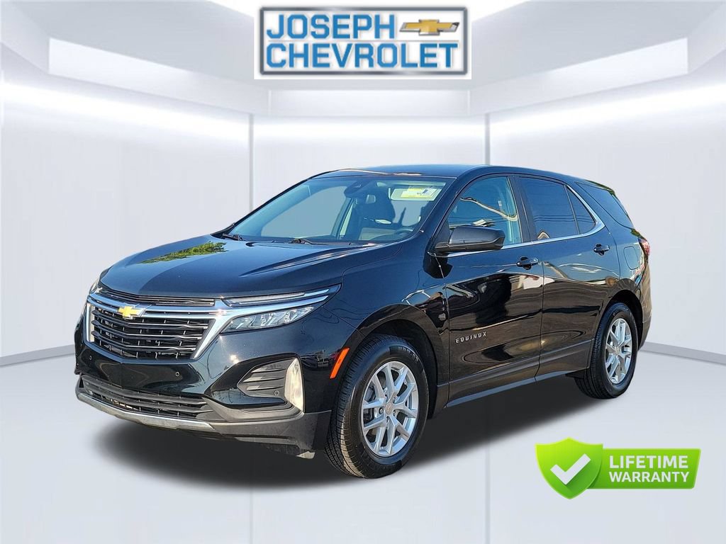 Used 2024 Chevrolet Equinox LT FWD image 2
