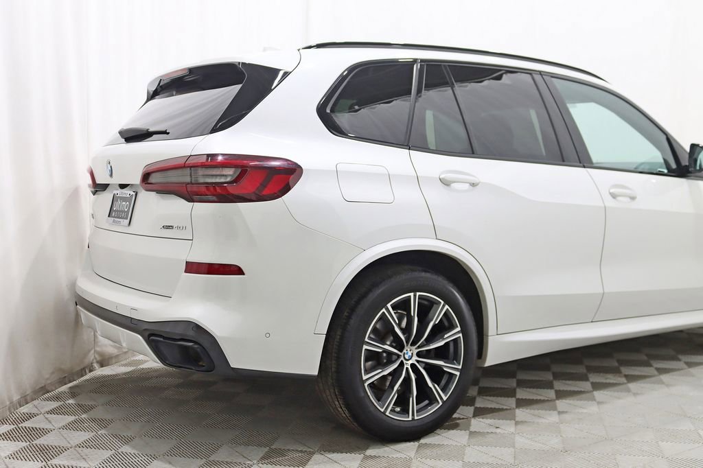 Used 2022 BMW X5 xDrive40i w/ M Sport Package AWD/4WD image 9