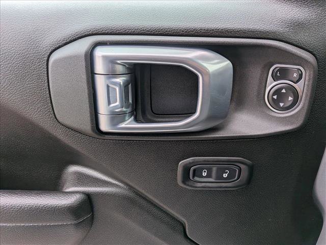 Used 2022 Jeep Wrangler Unlimited Sport image 15