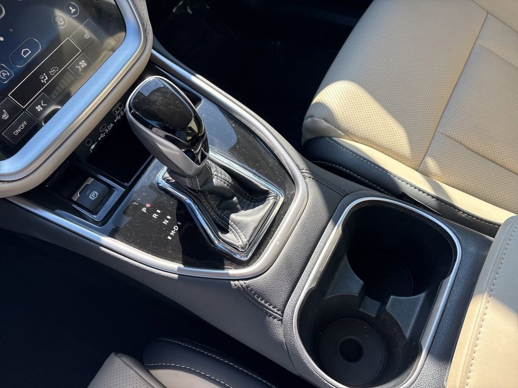 Certified 2025 Subaru Outback Limited image 18