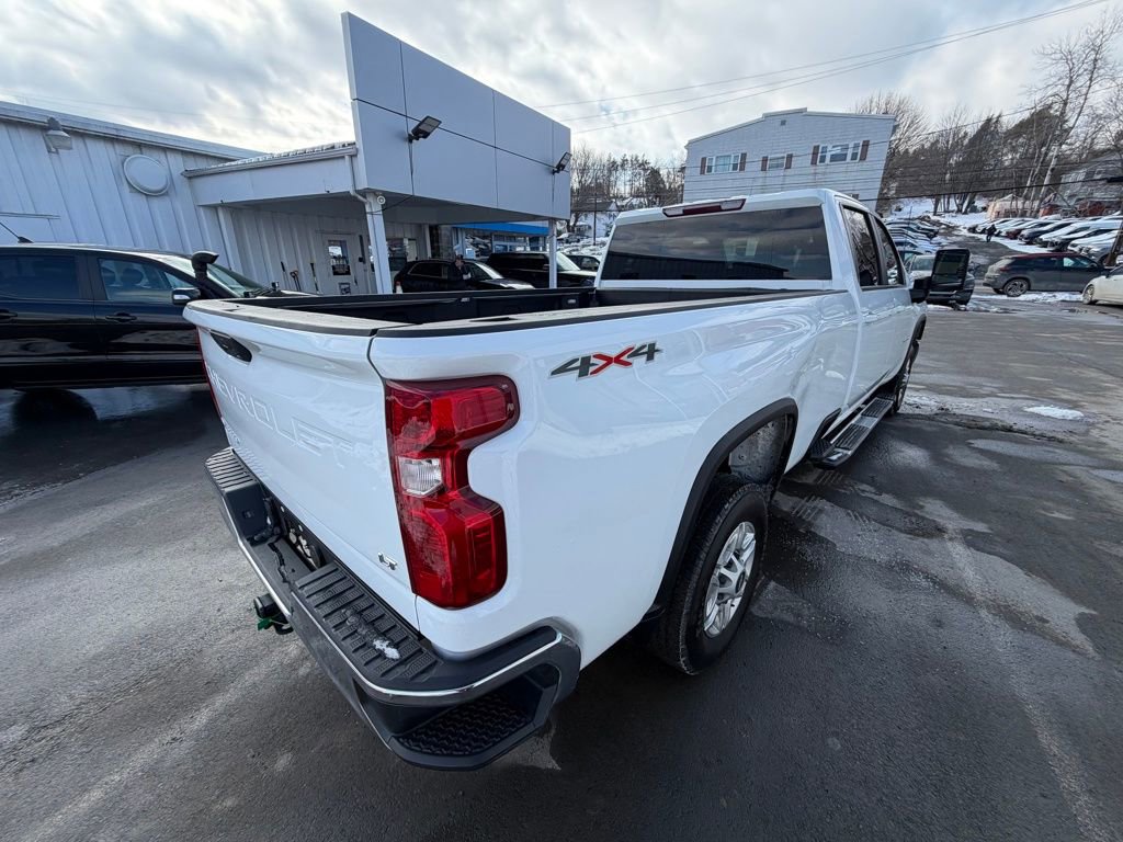 Used 2025 Chevrolet Silverado 2500 LT w/ Convenience Package image 5