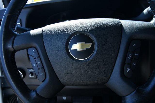 Used 2021 Chevrolet Express 3500 w/ Power Convenience Package image 2