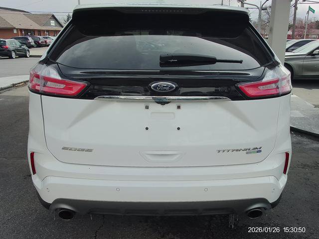 Used 2020 Ford Edge Titanium w/ Equipment Group 301A image 4