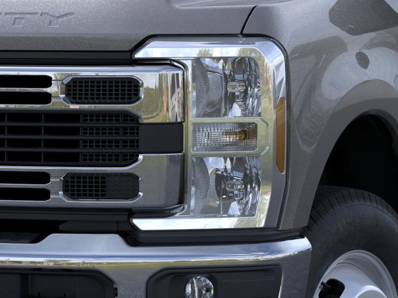 New 2025 Ford F350 XL w/ XL Chrome Package image 18
