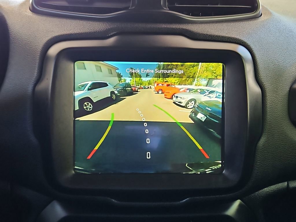 Used 2023 Jeep Renegade Trailhawk AWD/4WD image 19
