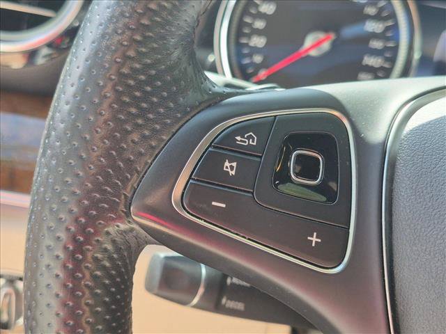 Used 2017 Mercedes-Benz E 300 image 11