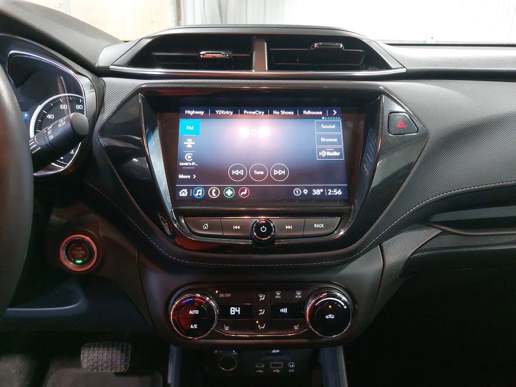 Used 2023 Chevrolet TrailBlazer ACTIV w/ Technology Package image 19