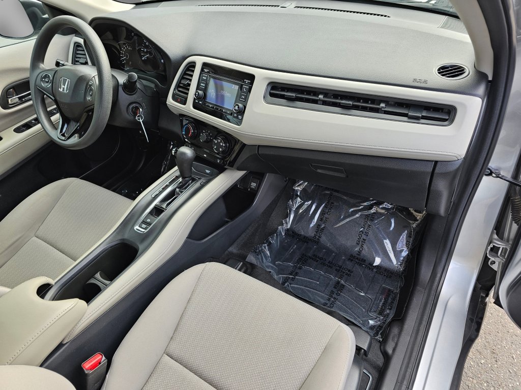 Used 2016 Honda HR-V LX image 24