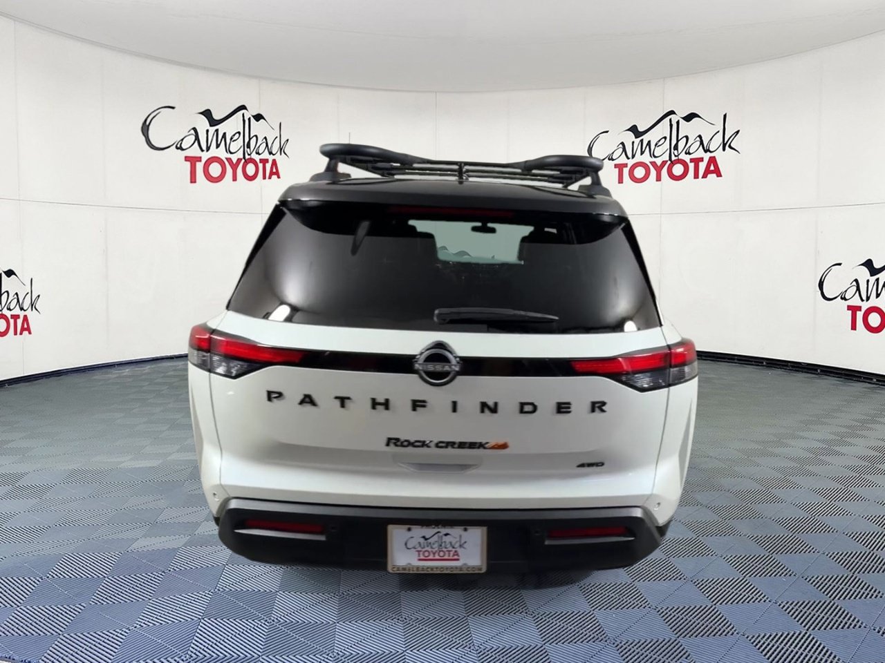 Used 2024 Nissan Pathfinder Rock Creek AWD/4WD image 3