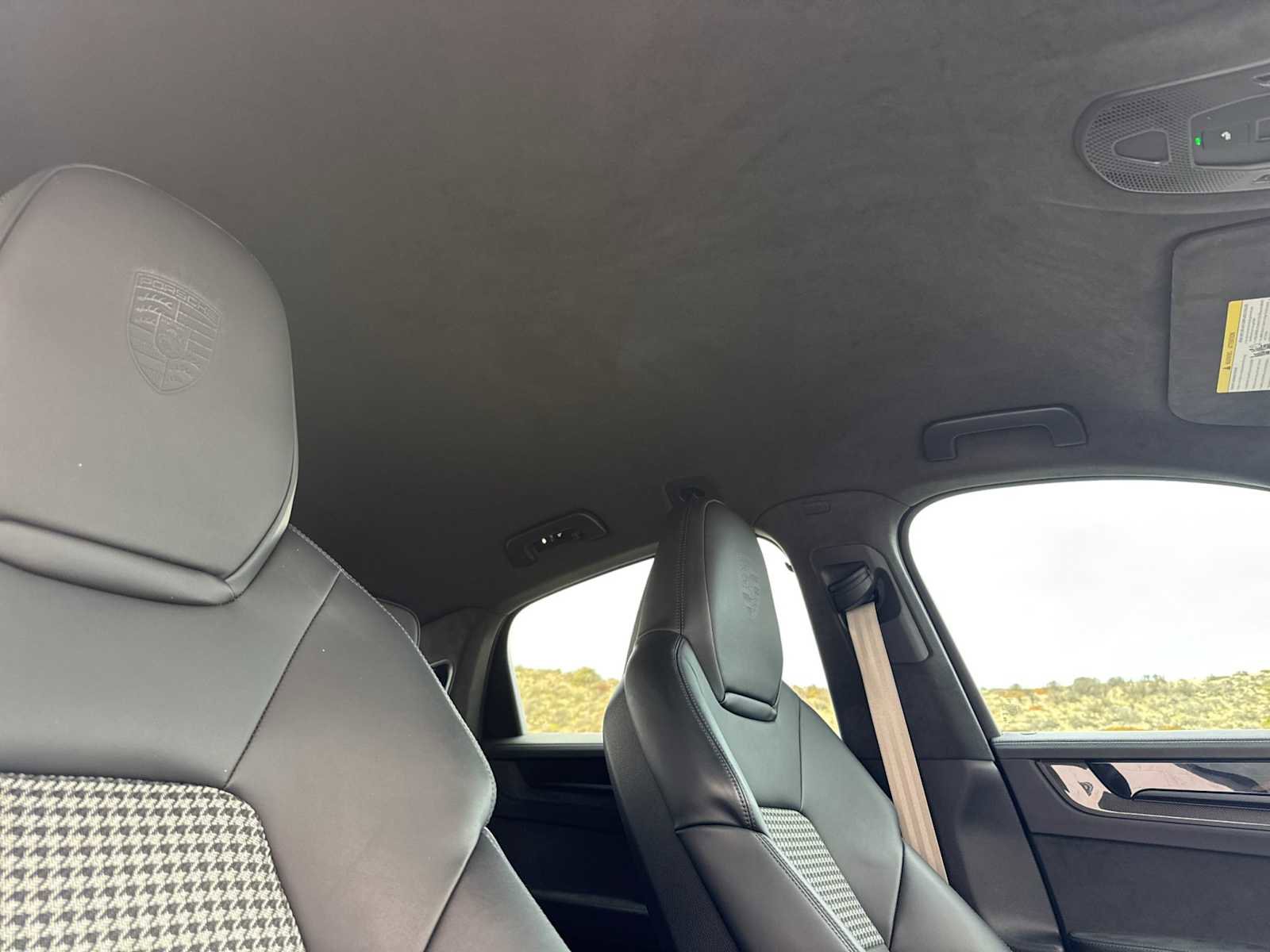 Certified 2025 Porsche Cayenne GTS image 18