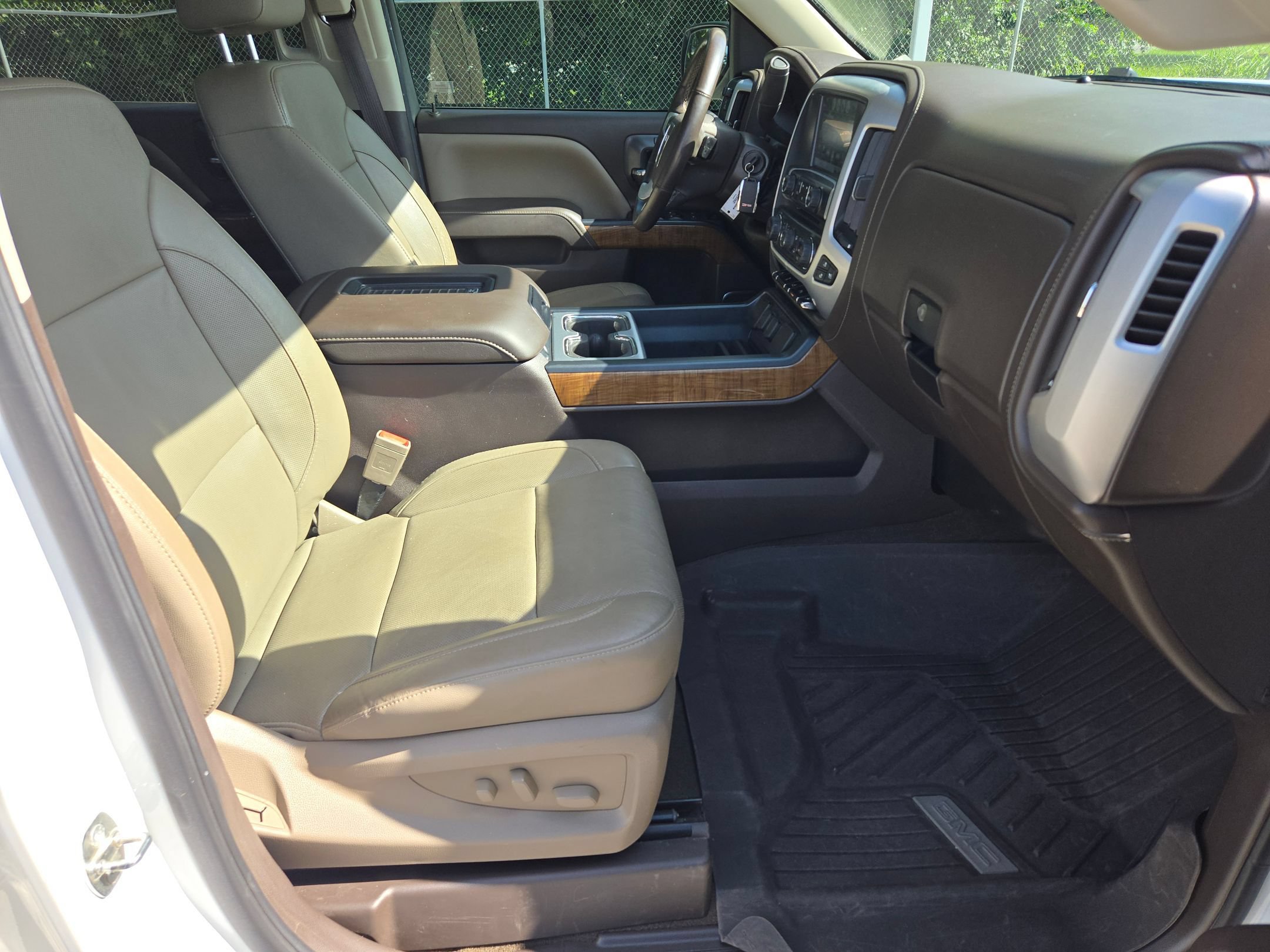 Used 2018 GMC Sierra 1500 SLT w/ Enhanced Driver Alert Package RWD image 28
