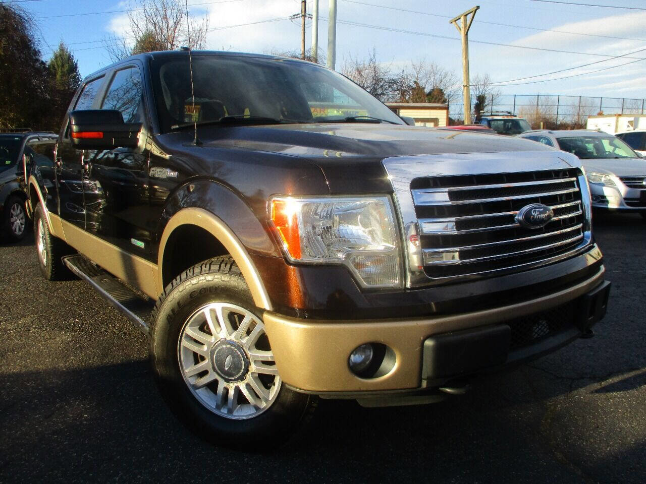 Used 2013 Ford F150 Lariat w/ Mid Equipment Group image 2