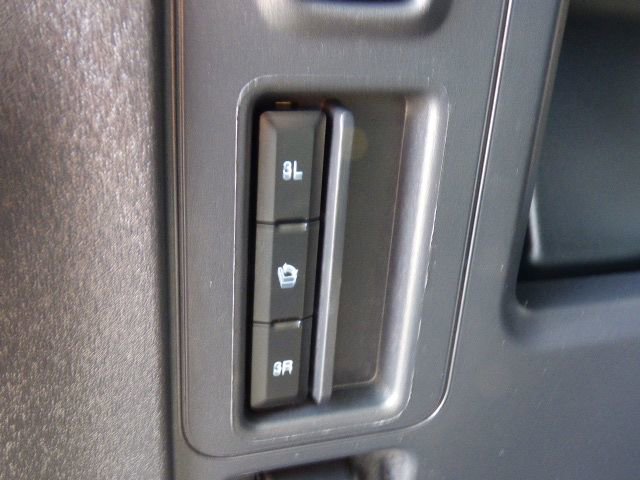 Used 2025 Ford Expedition Active RWD image 13
