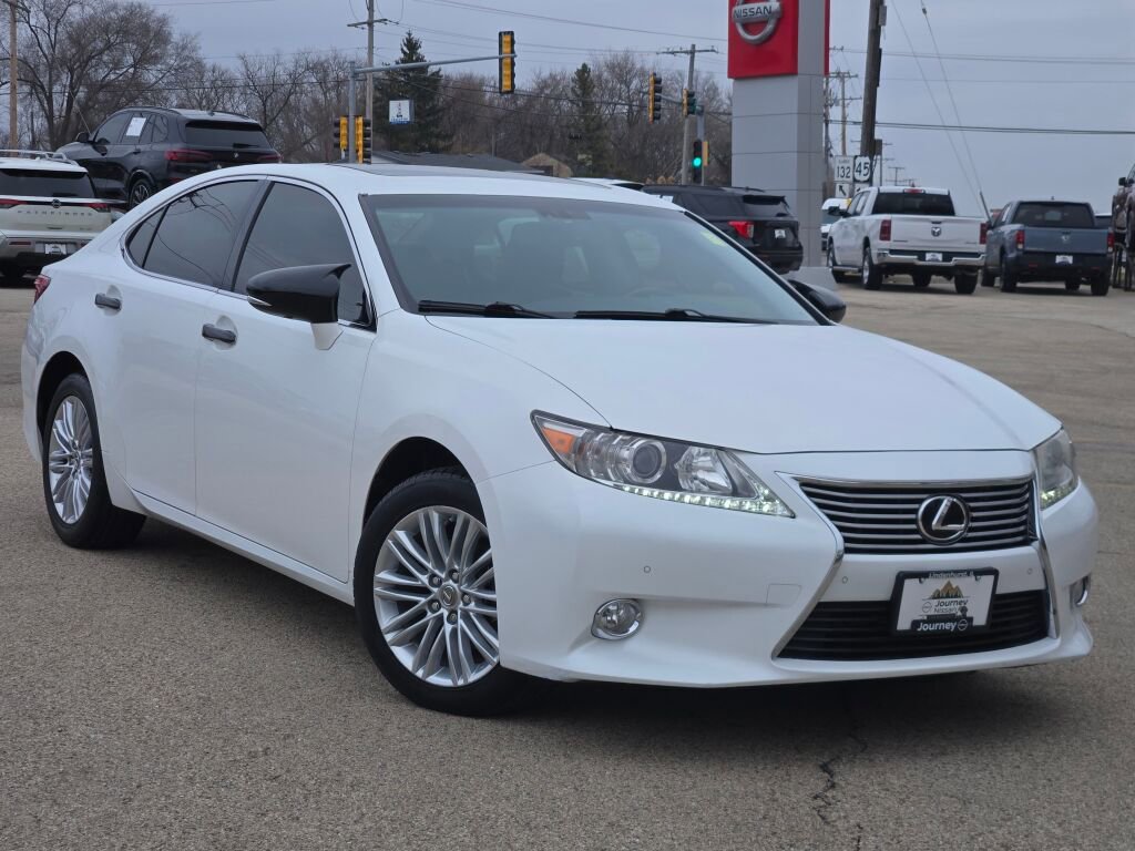 Used 2013 Lexus ES 350 w/ Luxury Pkg image 4