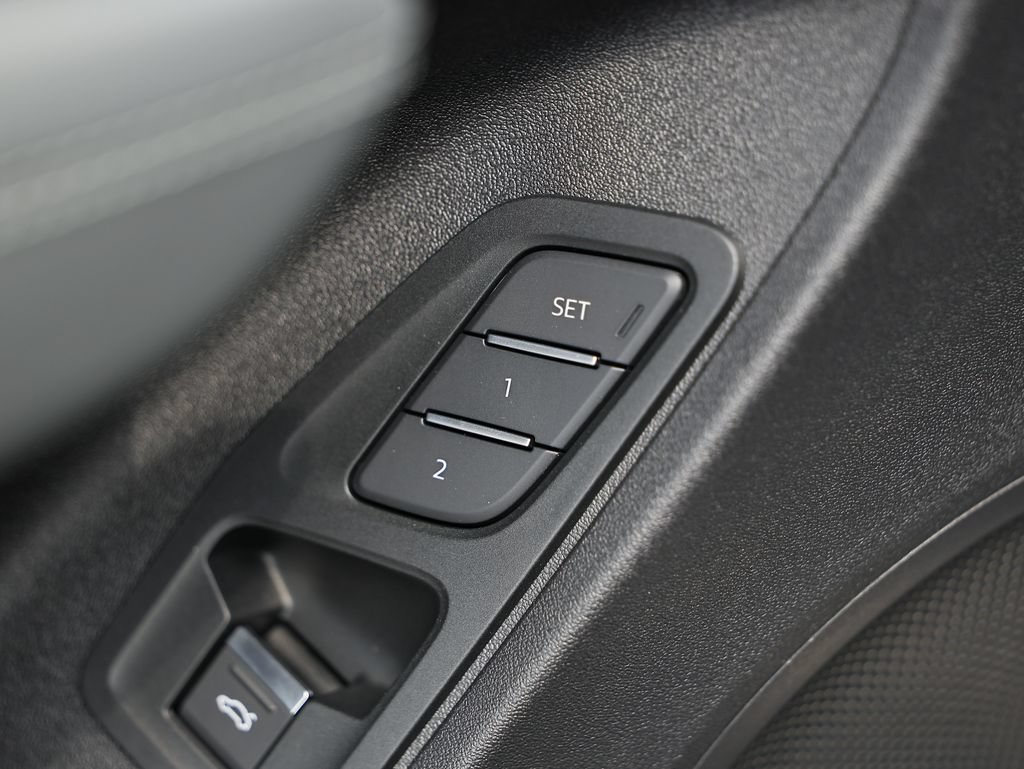 New 2026 Audi Q3 quattro 2.0T AWD/4WD image 17