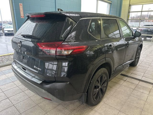 Used 2023 Nissan Rogue SV image 4