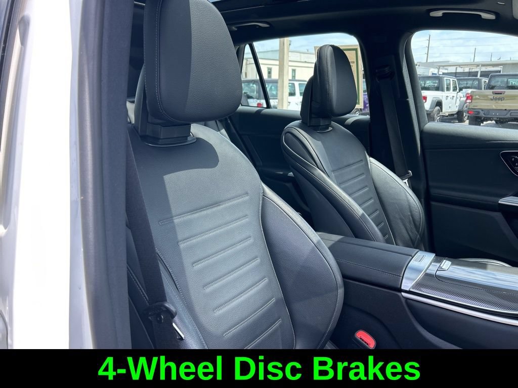 Used 2025 Mercedes-Benz GLC 43 AMG 4MATIC image 23