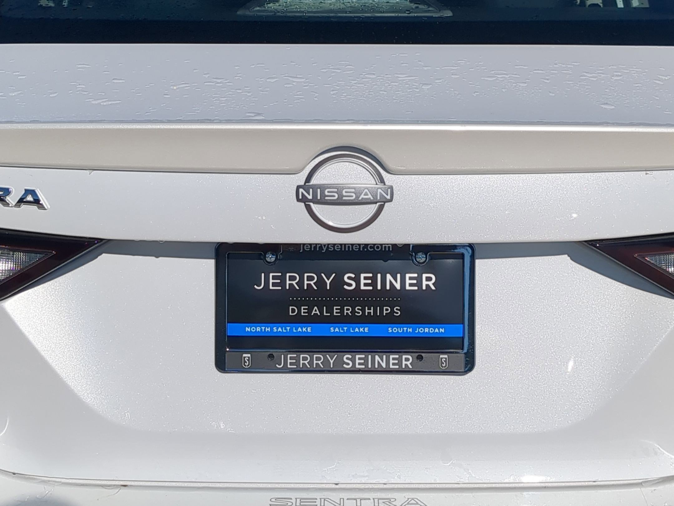 Used 2025 Nissan Sentra SR image 14