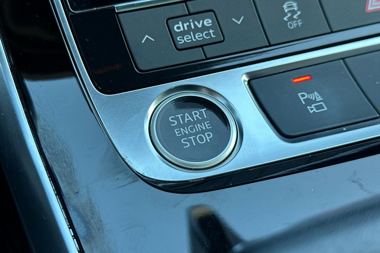 Used 2021 Audi Q7 3.0T Premium image 35