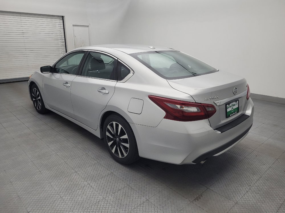 Used 2018 Nissan Altima 2.5 SV FWD image 5